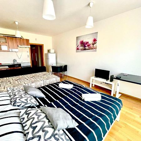 Centrum Park Apartment Praga Exterior foto